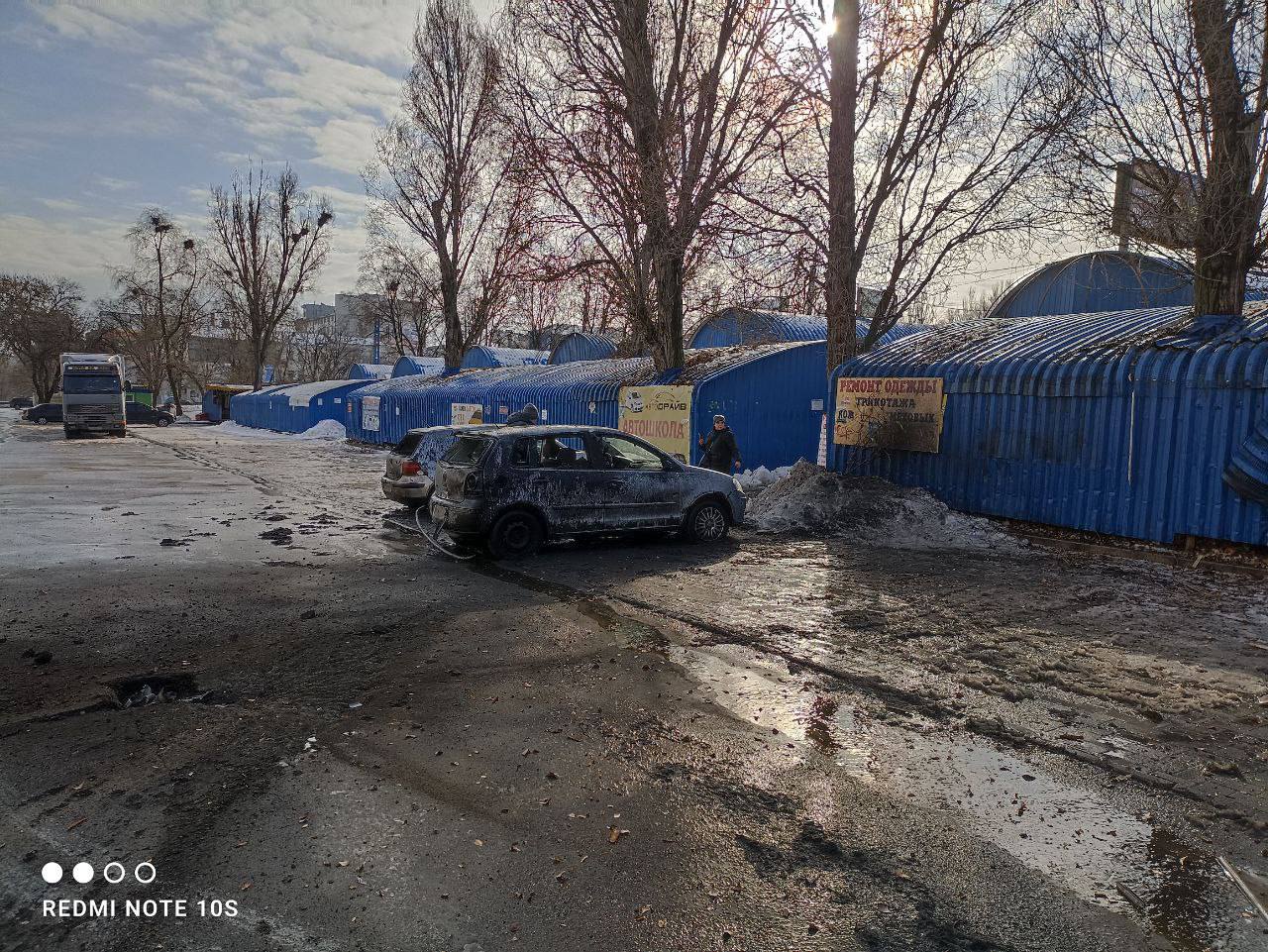 Донецк обстрел 19 февраля - пострадал Крытый рынок, прокуратура, библиотека  и общежитие, подробности, видео - Телеграф