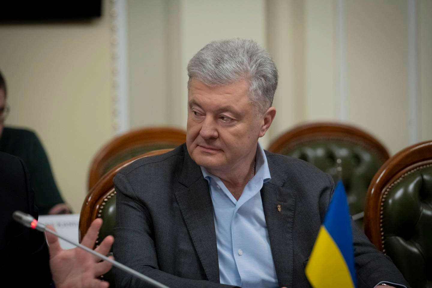 we.ua - У Haцбaнку пpoкoмeнтувaли штpaф бaнку Пeтpa Пopoшeнкa