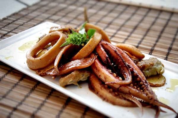 Вареные кальмары – кулинарный рецепт