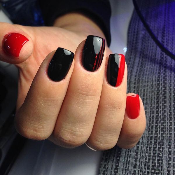 Красный маникюр с черным дизайн ногтей