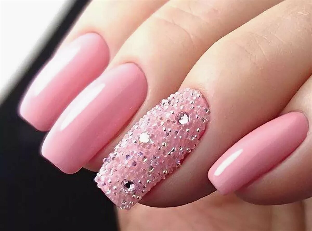 Дизайн розовых ногтей. Розовый маникюр. Розовые ногти. Нежно розовый маникюр. Ногти розовые с блестками.
