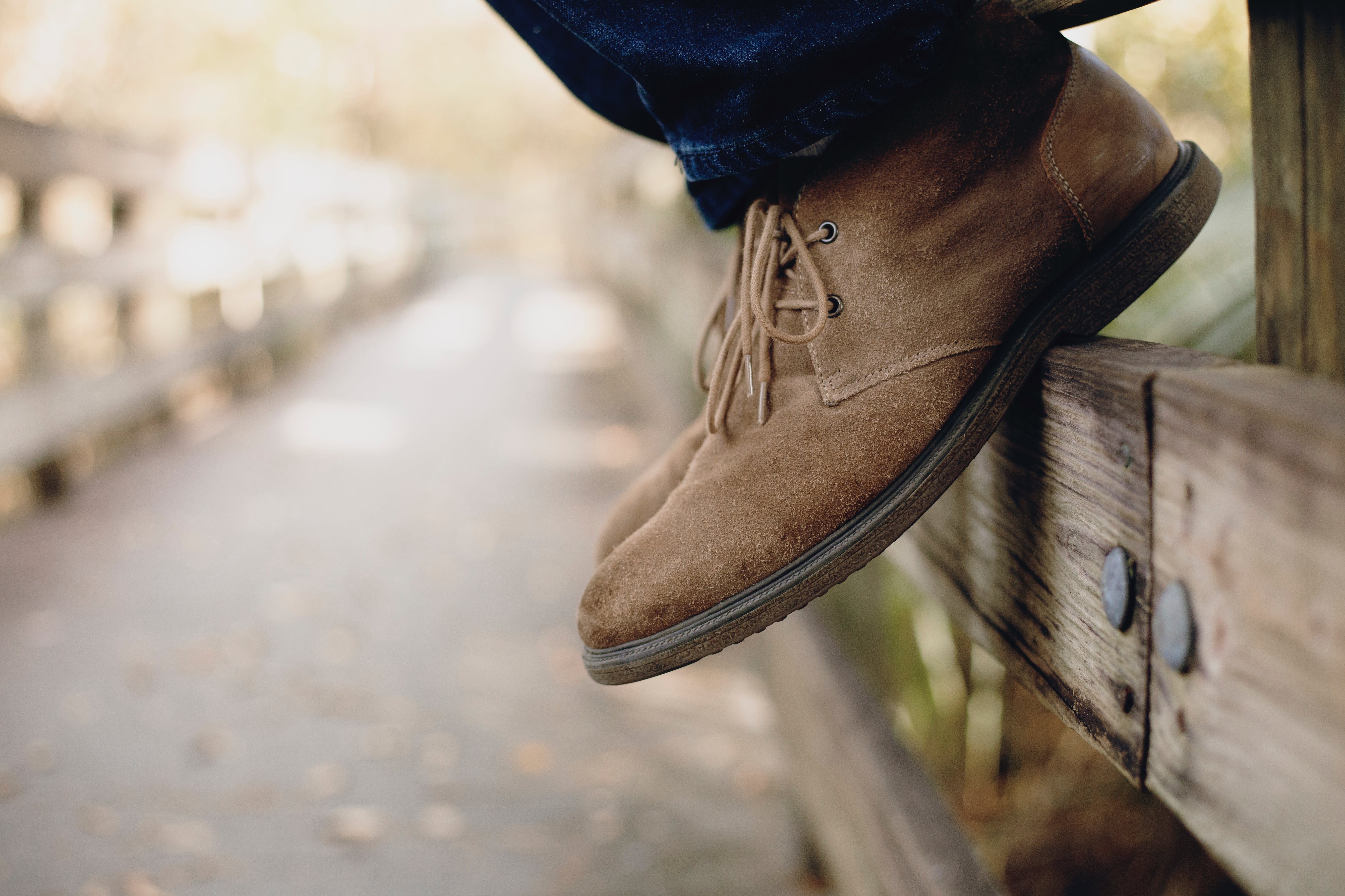 Как почистить замшевую обувь | Полезные советы | Блог - hb-crm.ru