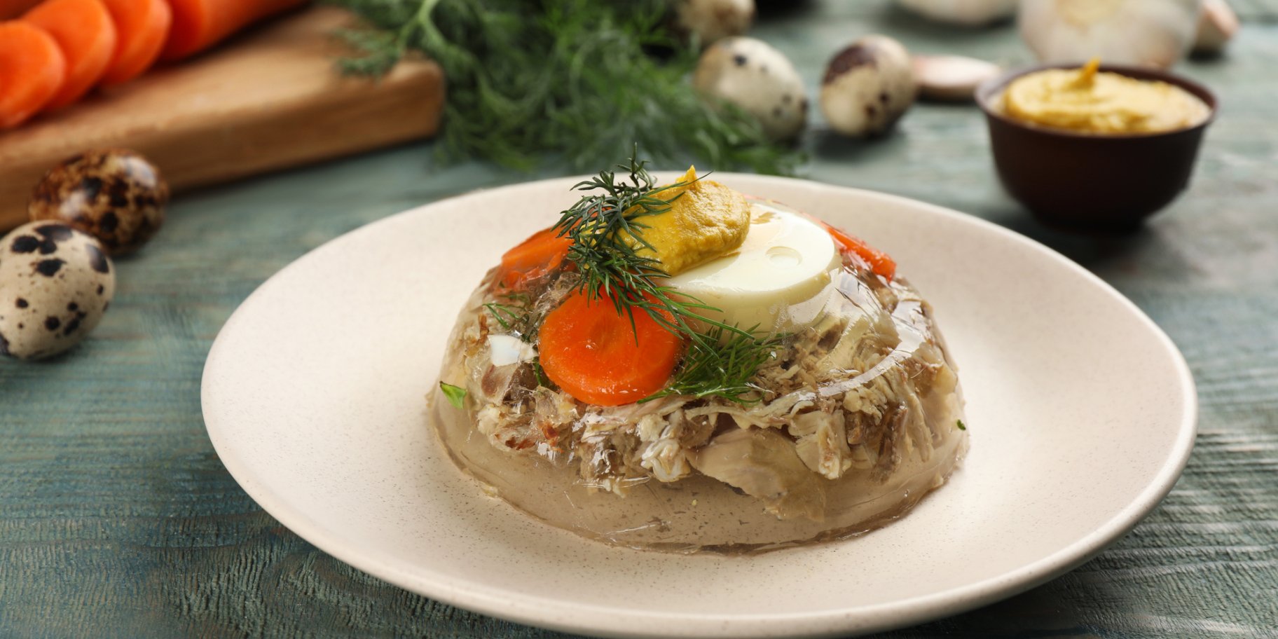 Домашній холодець за годину: ніжний результат без класичного довгого варіння (відео)