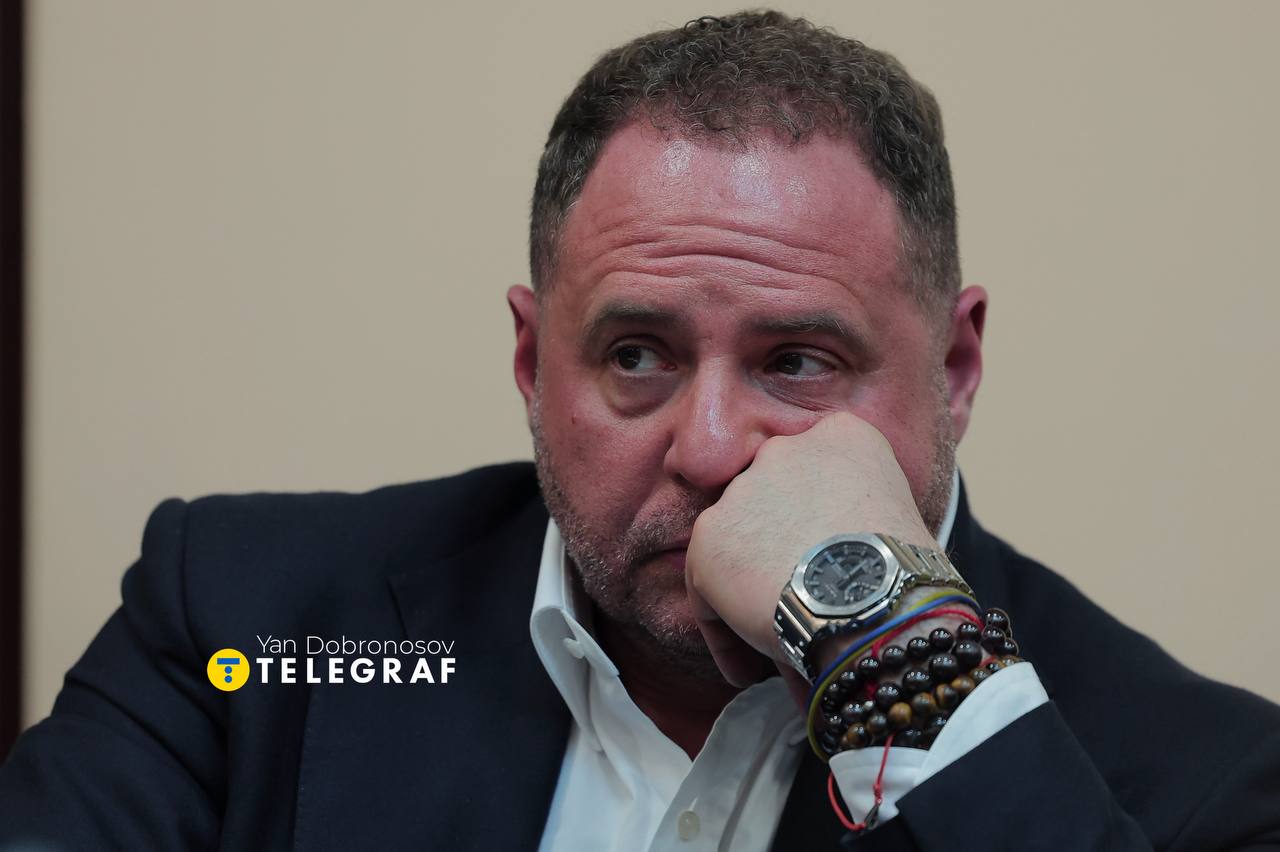Єрмак посперечався в суді з журналістом через 