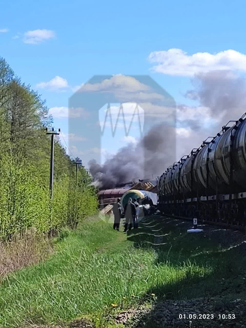 Поезд в Брянской области сошел с рельсов - что известно, фото и видео -  Телеграф