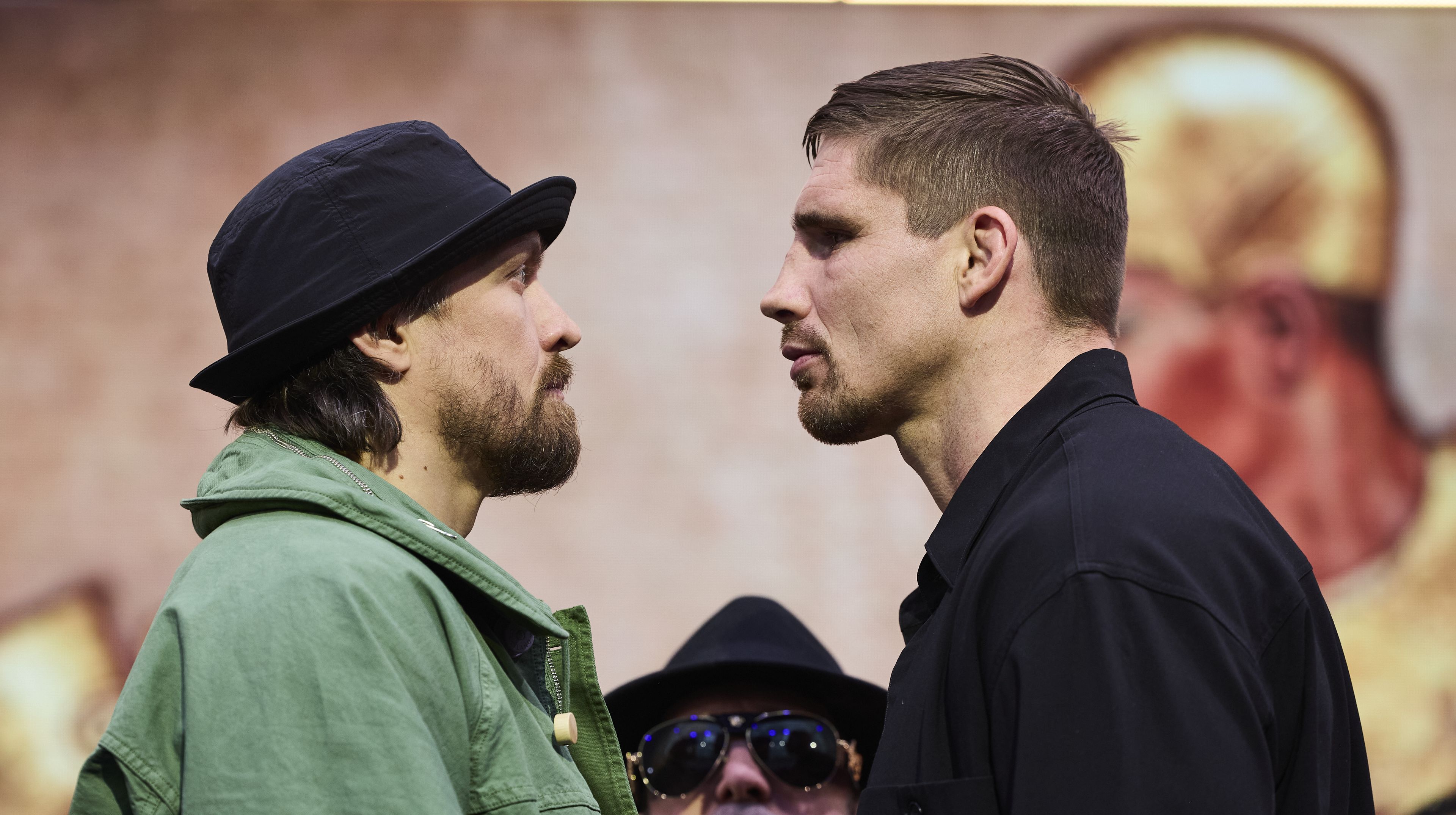 Усик — Верховен: на якому каналі дивитися бій в Україні