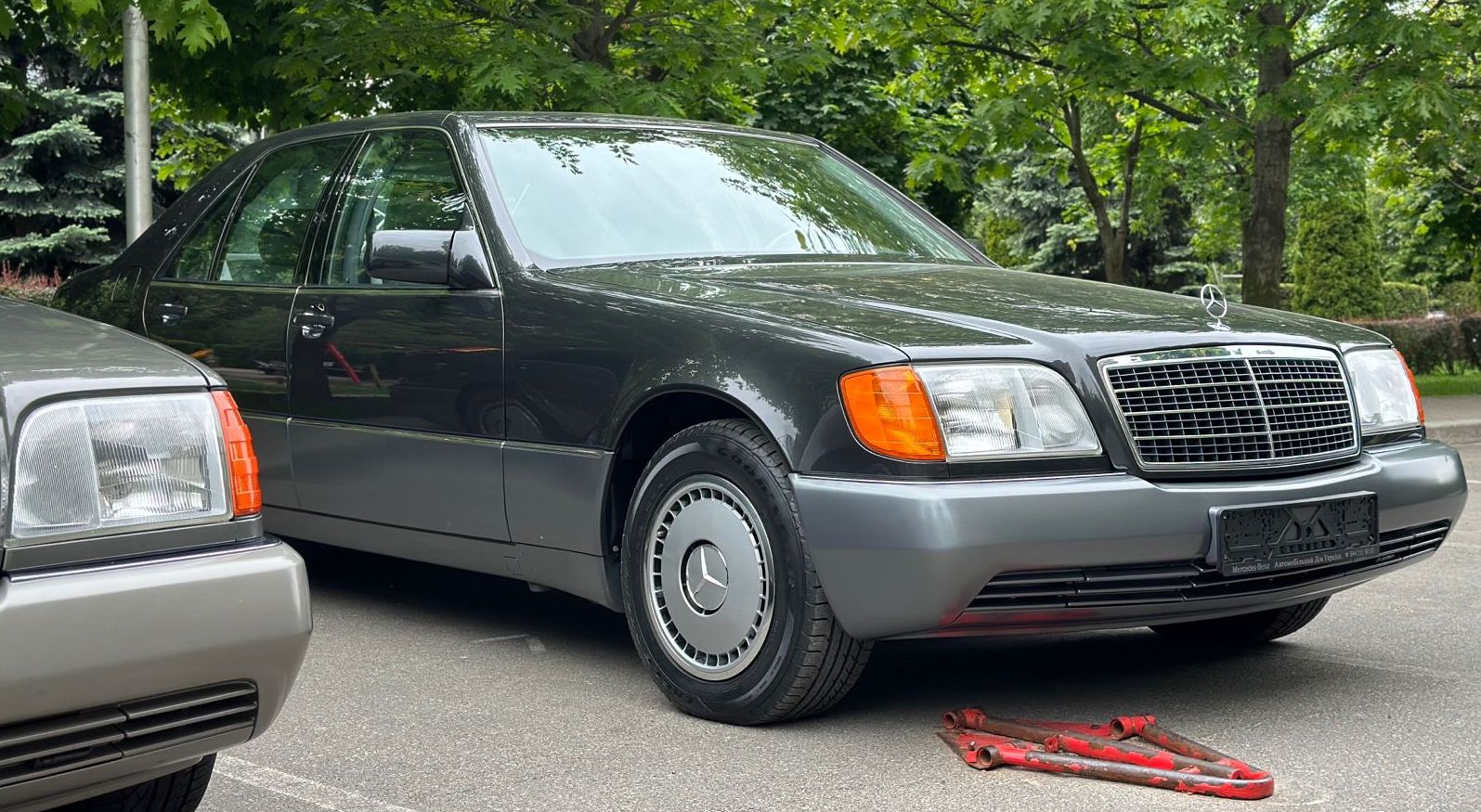 Mercedes-Benz 300SE 1993 года выпуска Кабан обнаружили в Харькове – авто  принадлежало бизнесмену - Телеграф