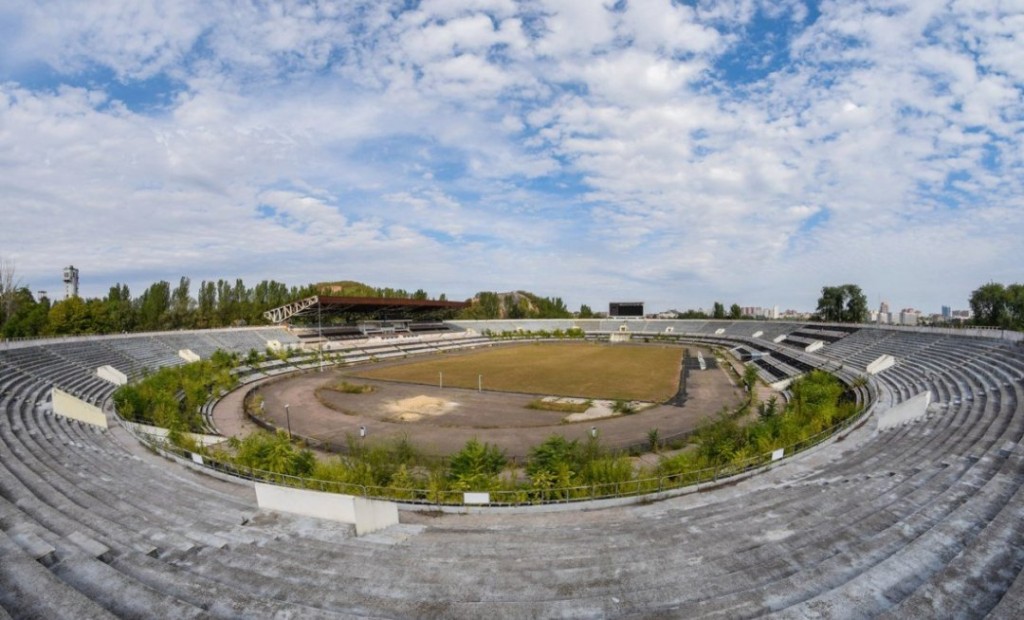 Ужас и только: как сейчас выглядит стадион "Шахтер" в Донецке - Телеграф