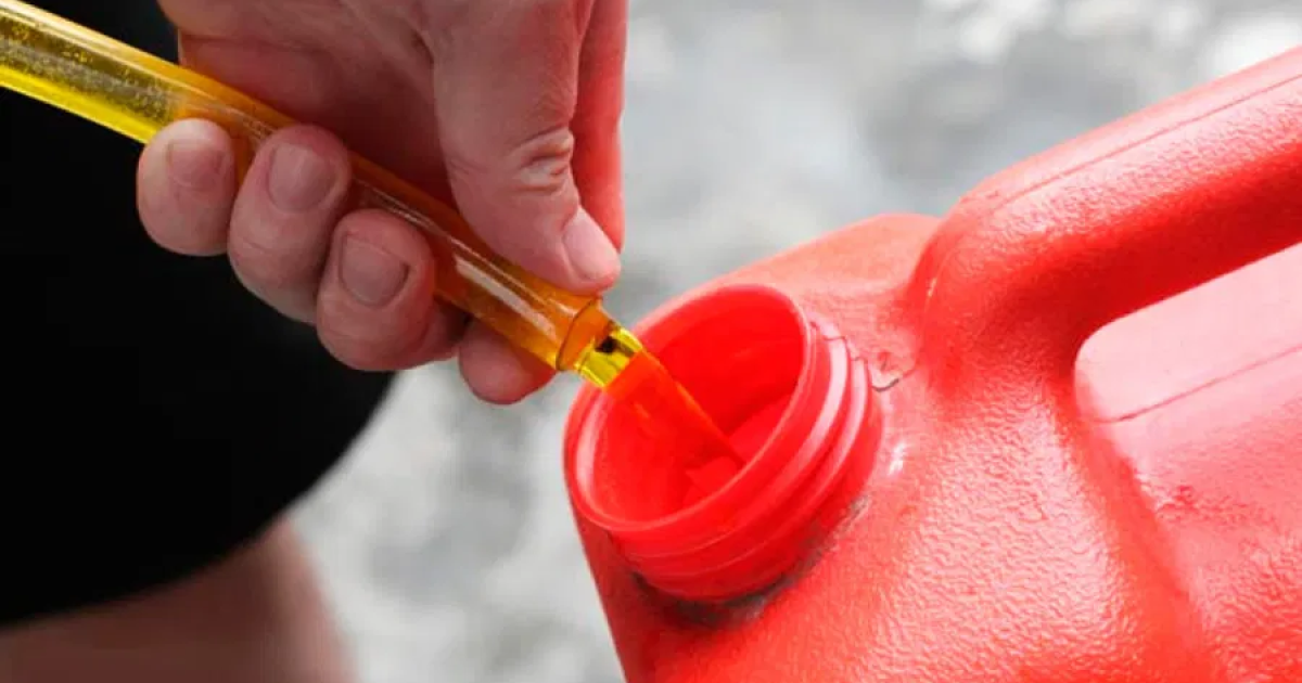 Слить топливо из бака авто — простые советы для водителей - Телеграф