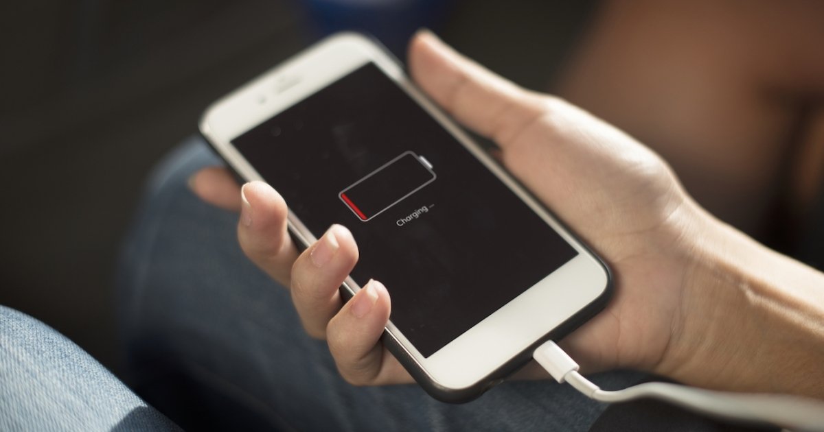 Extend Your Phone’s Battery Life with This Simple Life Hack