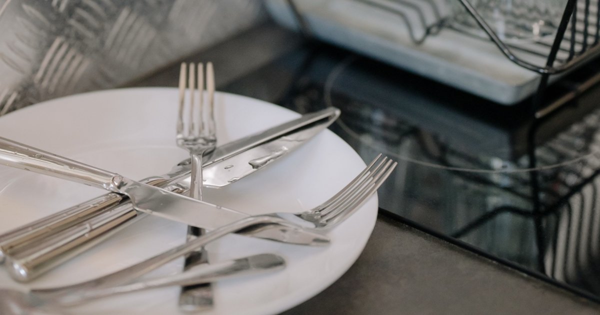 Как отмыть посуду от желтизны - эффективный лайфхак - Телеграф