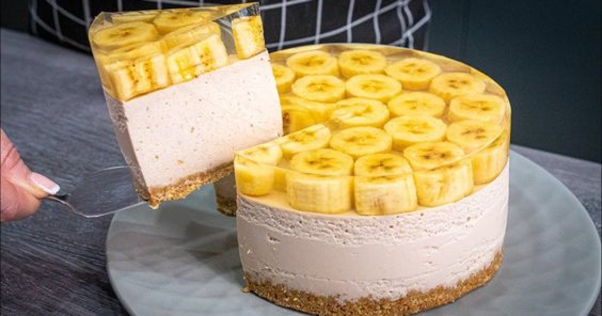 Бисквитный торт с киви и бананами – кулинарный рецепт