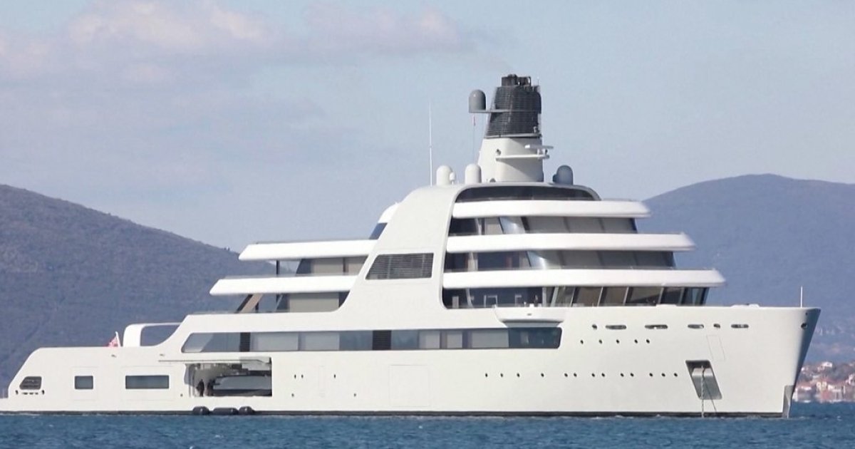 Repair of Russian Dictator Putin’s Yacht: Details and Controversies Revealed