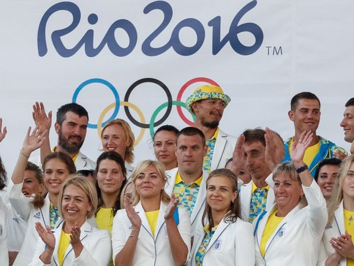 Екі атасымен жыныстық қатынас