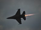 F-16