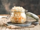 Як приготувати апетитну квашену капусту