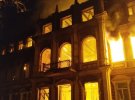Превращают ночь в день: оккупанты бьют по Бахмуту фосфорными боеприпасами