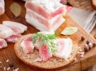 Сало лучше, чем сливочное масло: диетолог напомнила о полезных свойствах жирного продукта