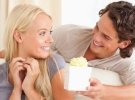 Женские хитрости: как научить мужа дарить подарки