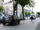 Проїзд по тротуару заборонений ПДР України