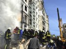 На місці влучання очікувано почалася пожежа