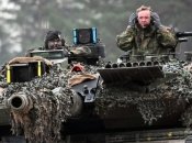 Борис Пісторіус на танку Leopard