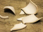 До чого розбивається чашка