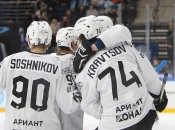 Хокеїсти "Трактора"