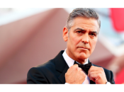 Джордж Клуни намерен засудить издание из-за опубликованного фото детей