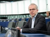 Тейс Ройтен