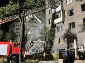 Рятувальники працюють на місці трагедії