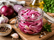 Маринованный лук