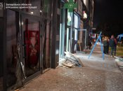 Россияне сбросили КАБ на Запорожье: как выглядит город после обстрела (фото, видео)