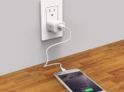 Иногда розетка для зарядки находится у пола