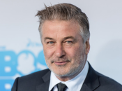 У Алека Болдуина стало детей больше, чем может вместить его дом