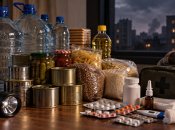 Вода, продукты питания и лекарства