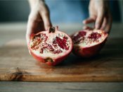 Гранат содержит множество полезных для организма кислот