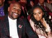 Флойд и Айянна