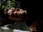 Смузи из киви и винно-пивной суп: как спасаются от похмелья в разных странах