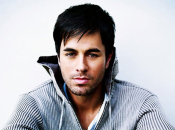 Энрике Иглесиас показал забавное видео с подросшей дочерью: ВИДЕО