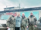 Волонтер Дана Яровая передала 50-ю юбилейную машину для Вооруженных сил