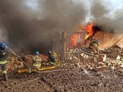 Разбор завалов на месте удара продолжается