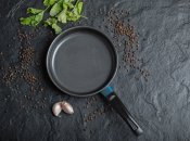 Як використовувати тефлонову сковороду