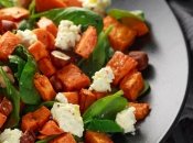 Салат і виглядає приголомшливо, і на смак чудовий