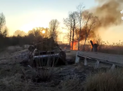 Українські захисники продовжують палити техніку русні