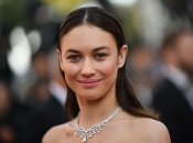 Ольга Куриленко просто сияет