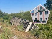 На Тернопільщині перекинувся автобус із паломниками: десятки людей потрапили до лікарні
