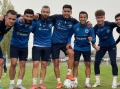 Артем Бєсєдін з командою