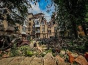 Вражеский беспилотник попал по жилому дому в Сумах