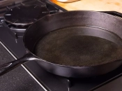 Чугунная сковорода